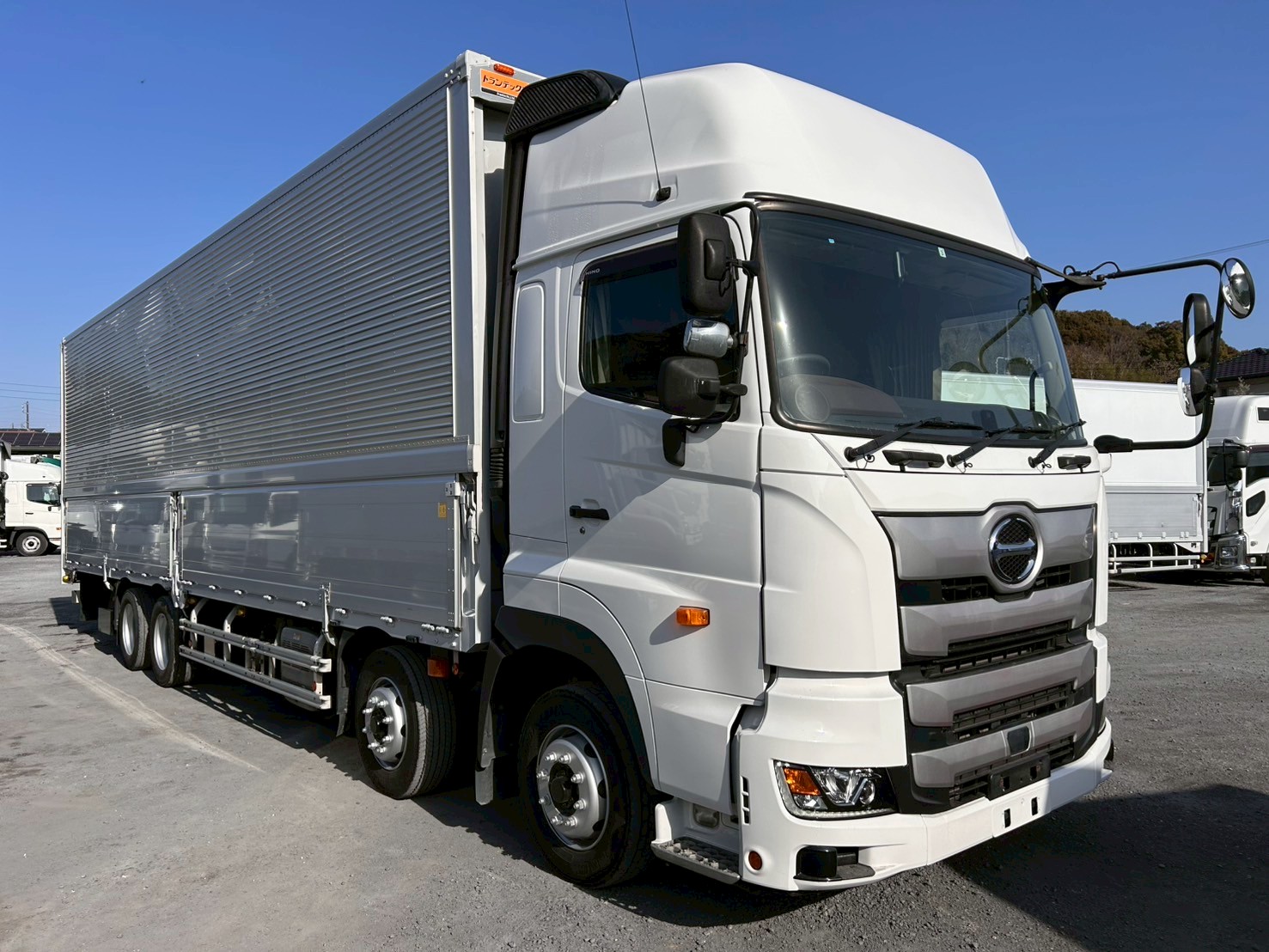 中古日野プロフィア｜大型アルミウイング